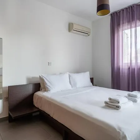 Modern Bright 1br Apartament